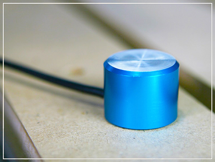 Axiom Precision CNC Tool touchoff device